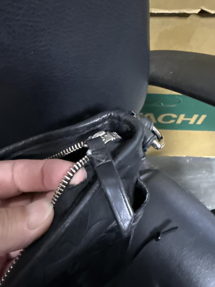 修鞋修包案件圖片