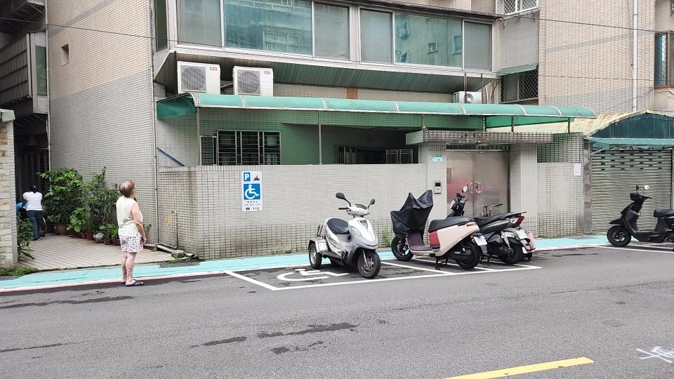 採光罩案件圖片