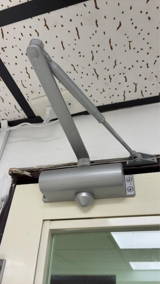 鋁門窗案件圖片