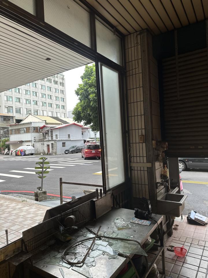窗戶維修案件圖片