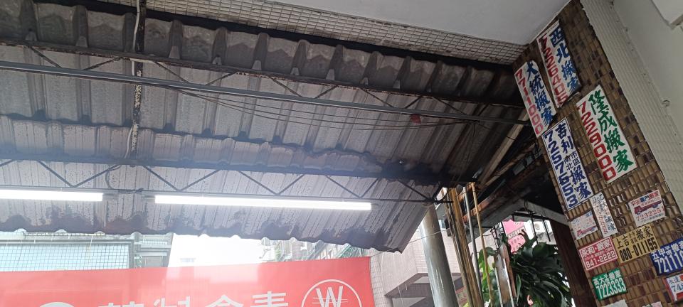 遮雨棚安裝案件圖片