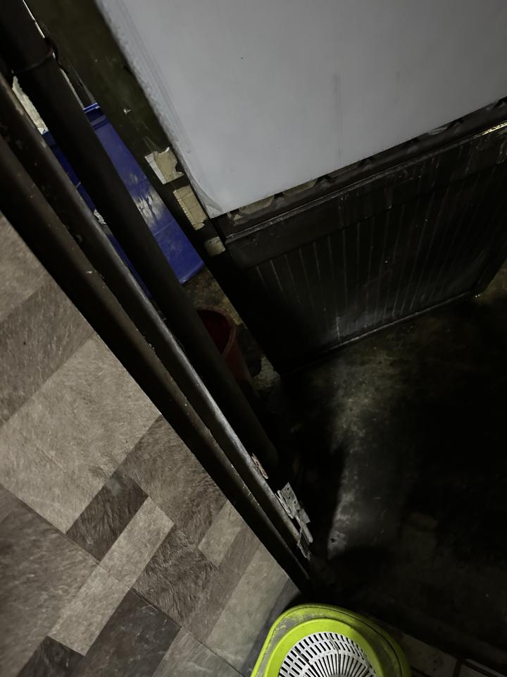 鐵門案件圖片
