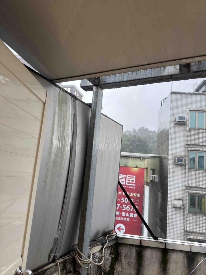 遮雨棚安裝案件圖片