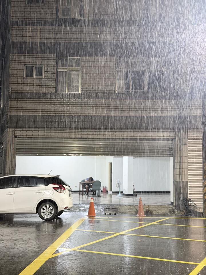 招牌維修案件圖片