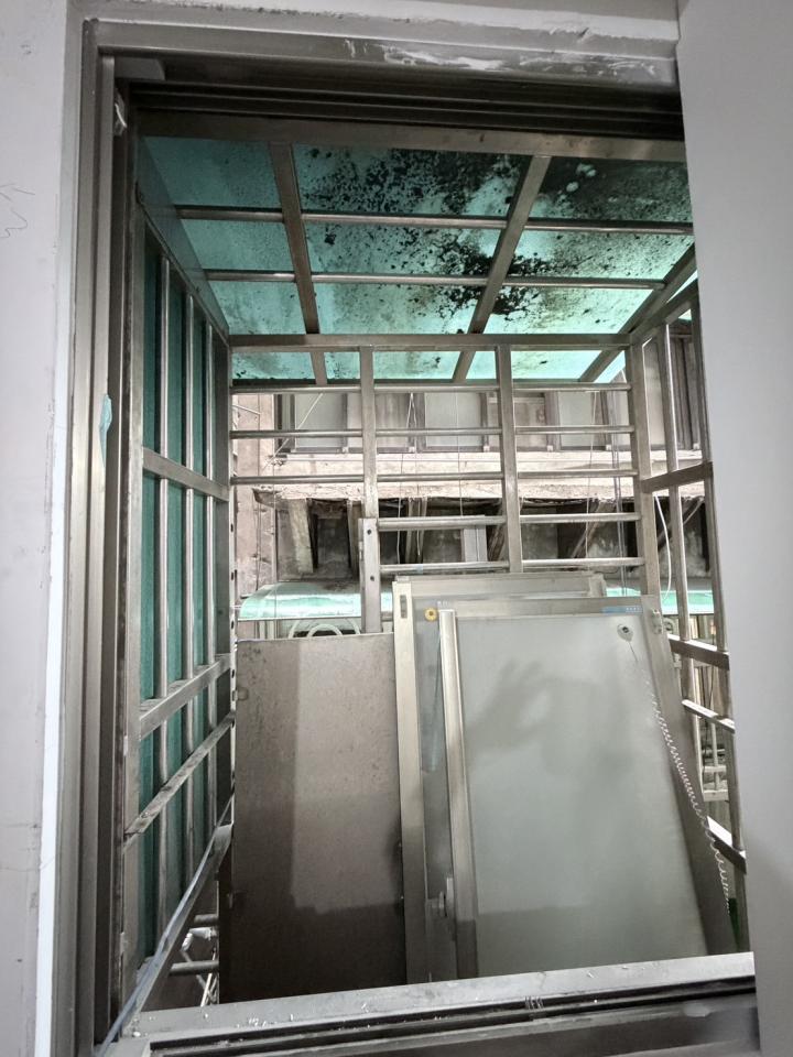 遮雨棚安裝案件圖片