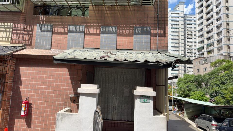 採光罩案件圖片