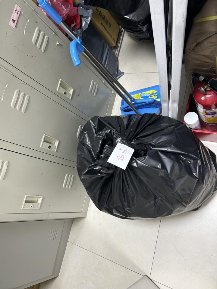 代收垃圾案件圖片
