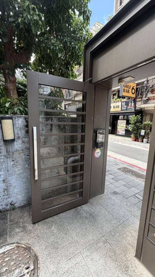 門片維修案件圖片
