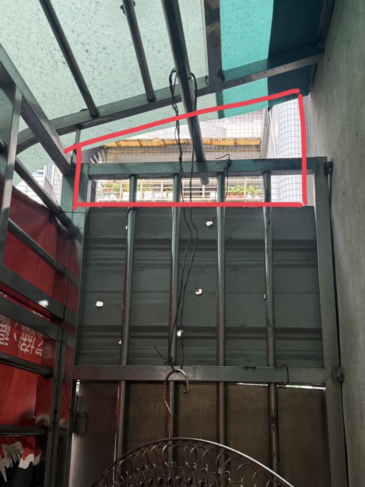 陽台紗網安裝案件圖片