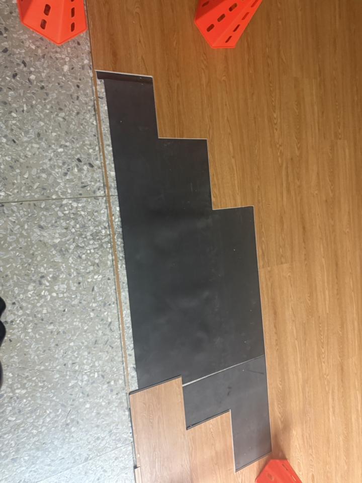 地板維修案件圖片