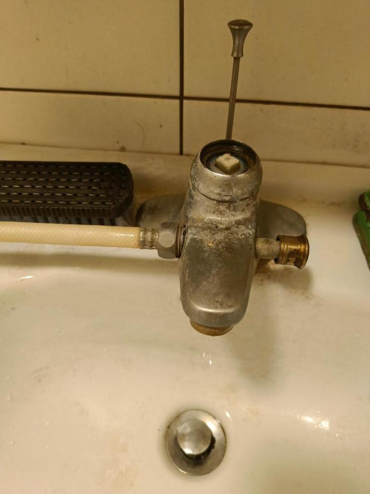 水龍頭裝修案件圖片