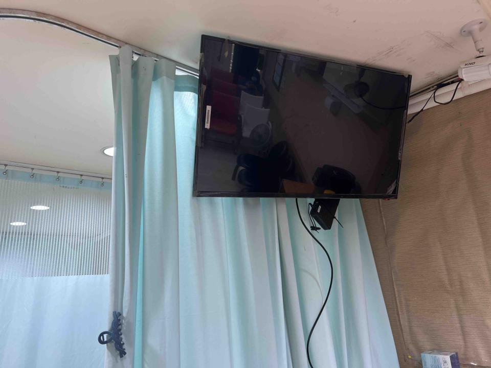 電視壁掛架安裝案件圖片