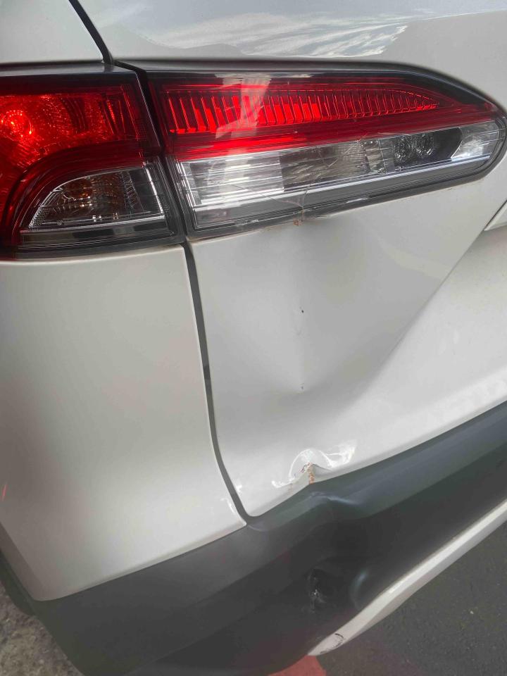 汽車板金烤漆案件圖片