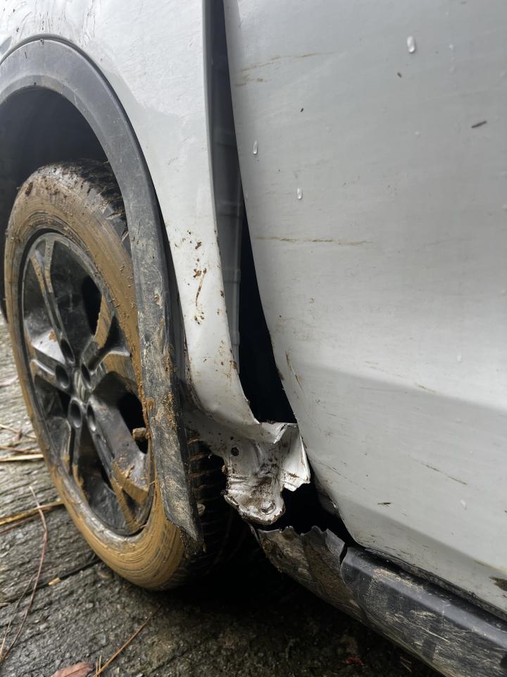 汽車板金烤漆案件圖片