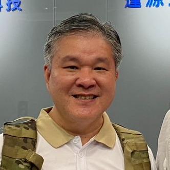 提供找人才服務的專家束義正