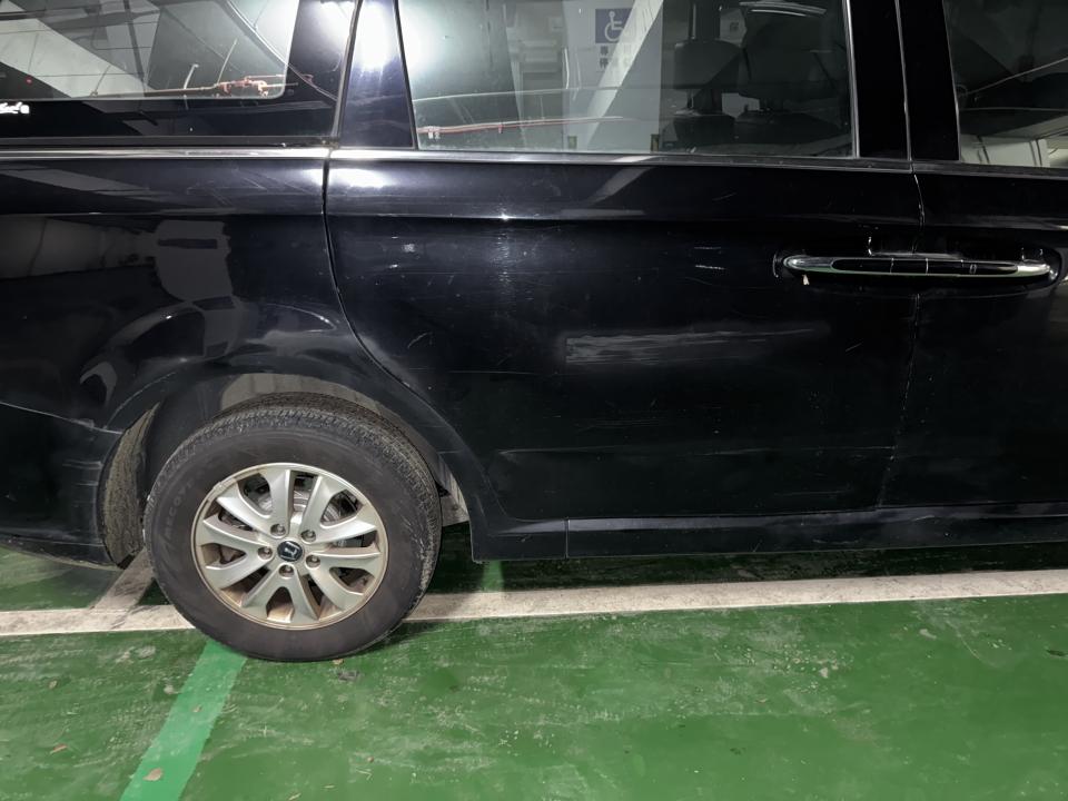 汽車板金烤漆案件圖片