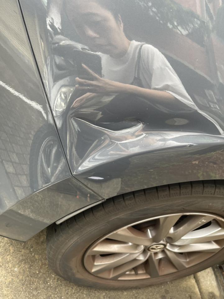 汽車板金烤漆案件圖片