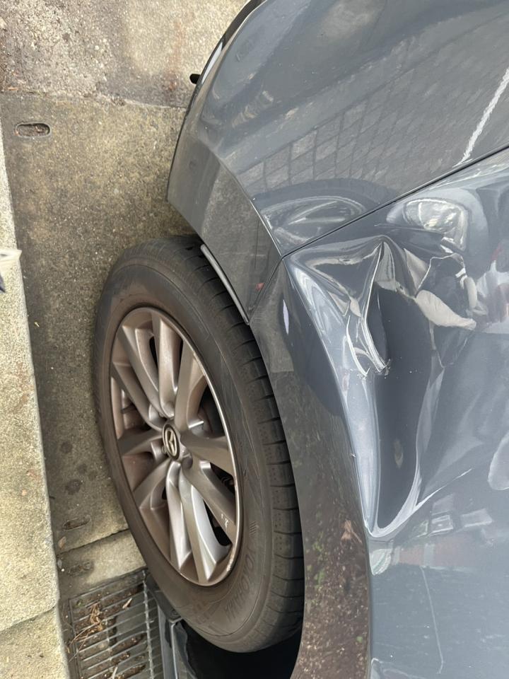 汽車板金烤漆案件圖片