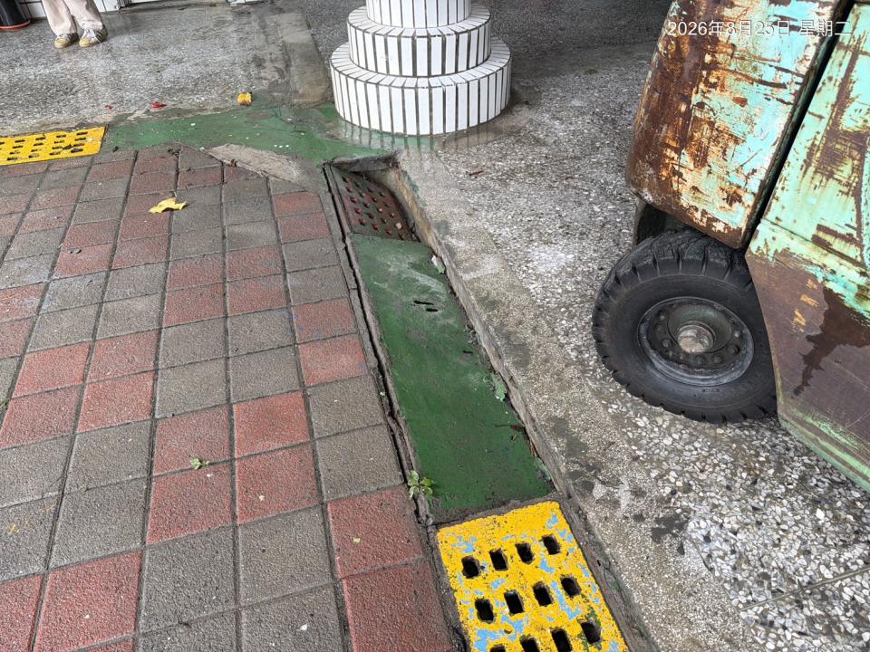 地板維修案件圖片