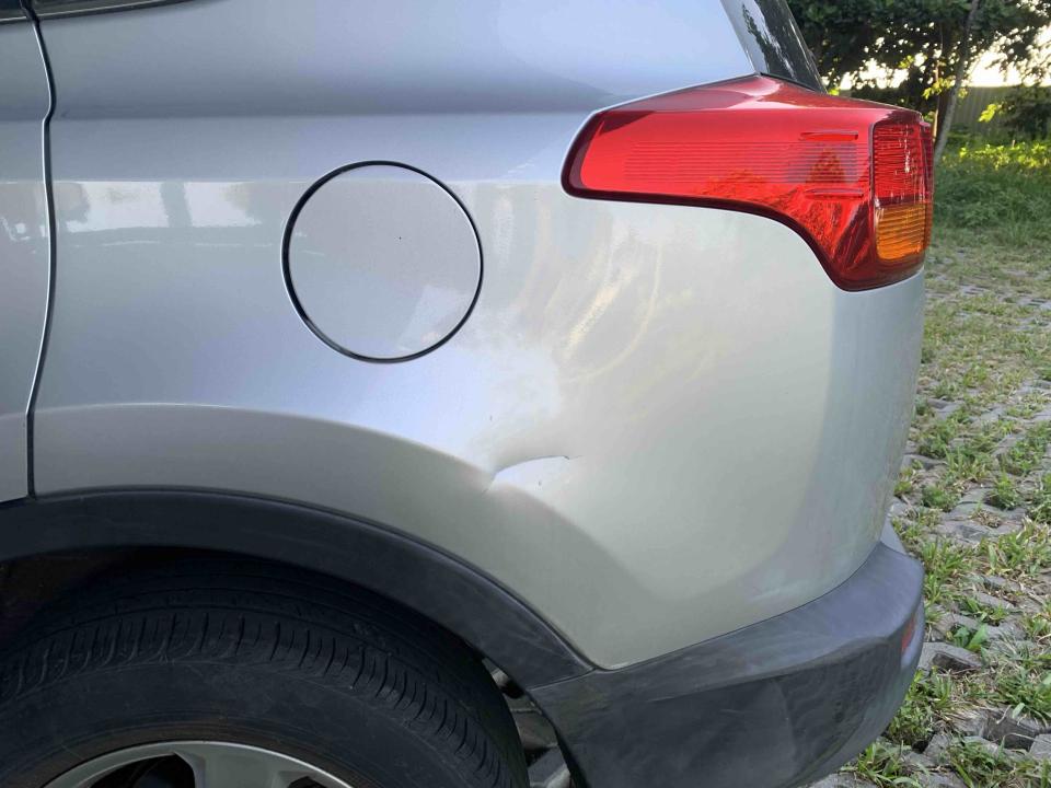 汽車板金烤漆案件圖片