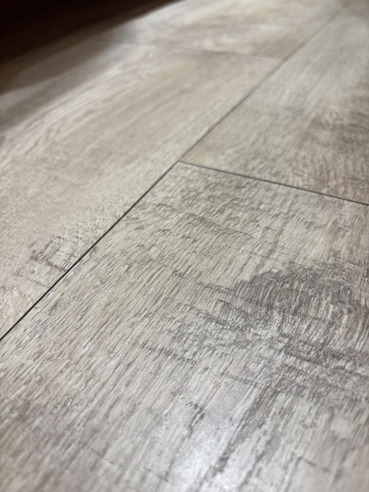 地板維修案件圖片