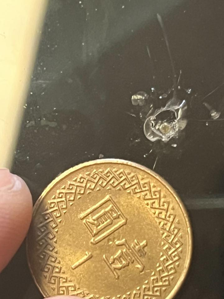 汽車玻璃修補案件圖片