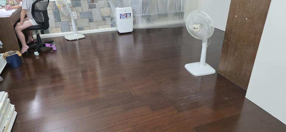 地板拋光打蠟案件圖片