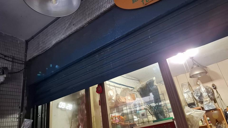 鐵捲門維修案件圖片