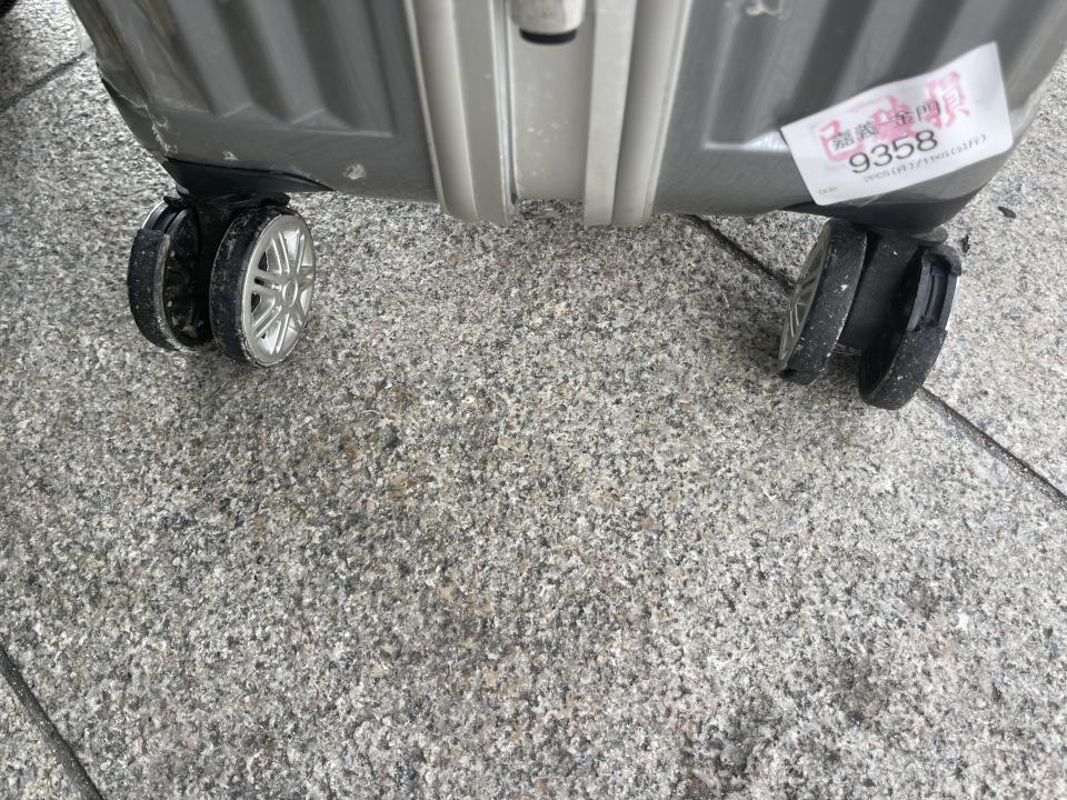 行李箱維修案件圖片