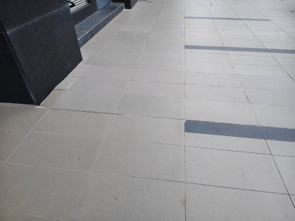 地板維修案件圖片