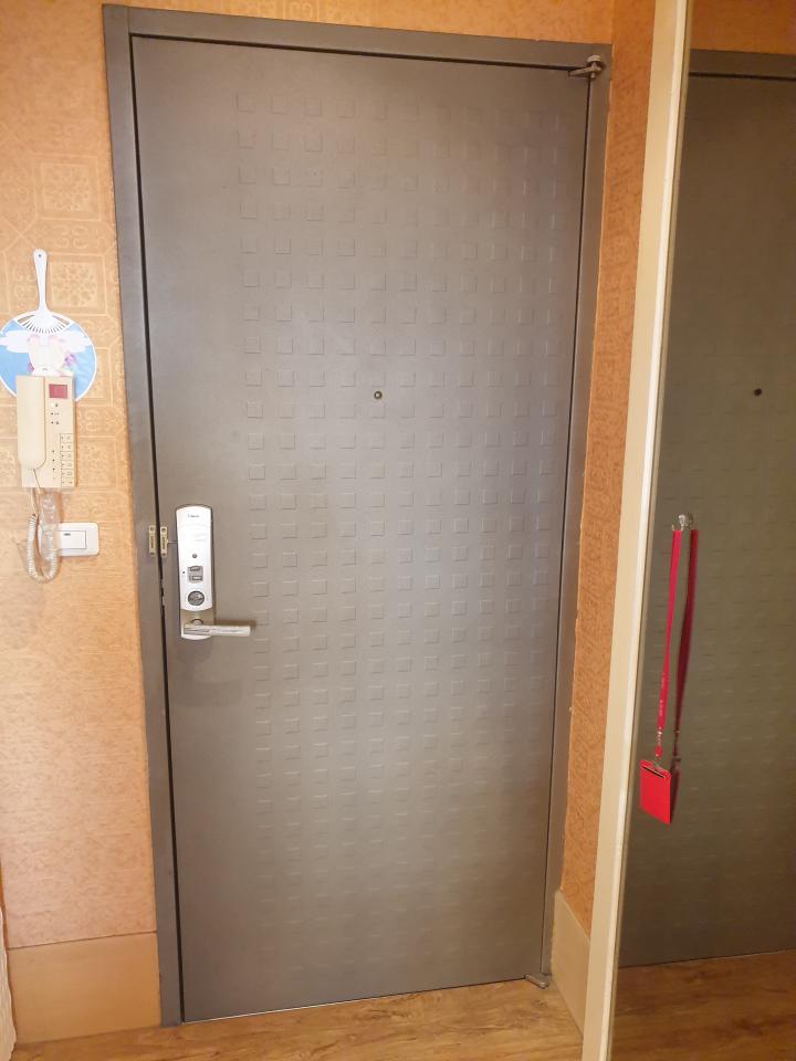 門片維修案件圖片