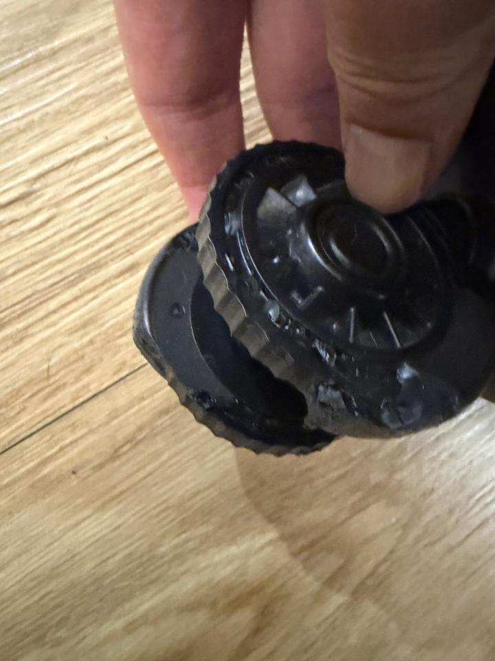 行李箱維修案件圖片