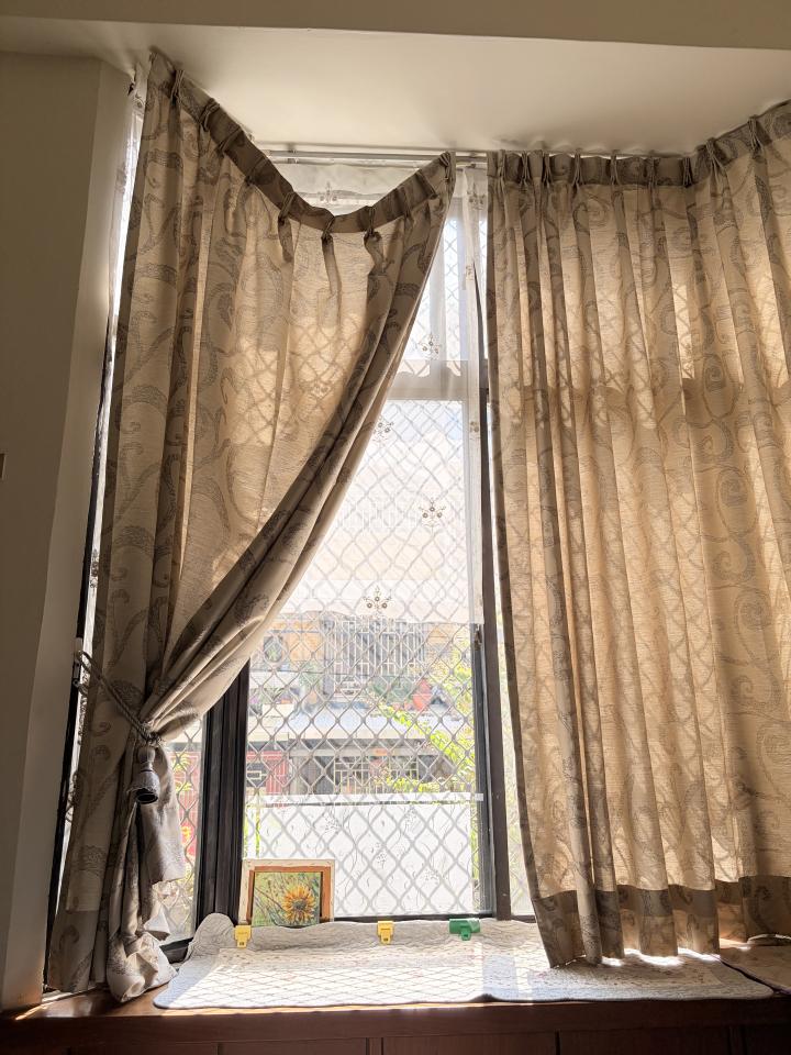 窗簾安裝維修案件圖片
