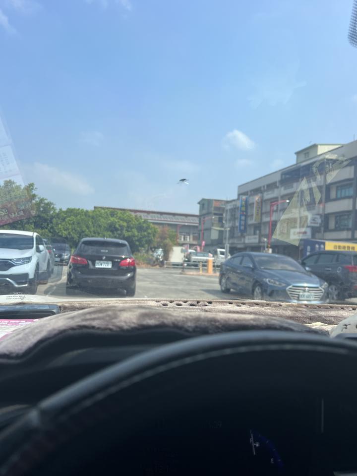 汽車玻璃修補案件圖片
