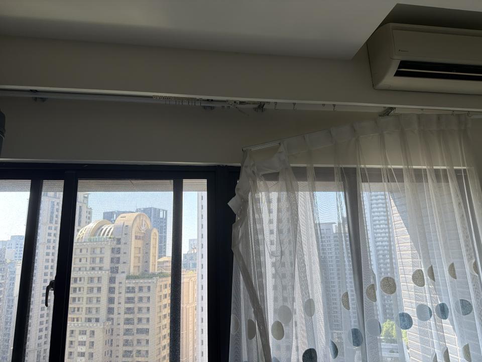 窗簾安裝維修案件圖片