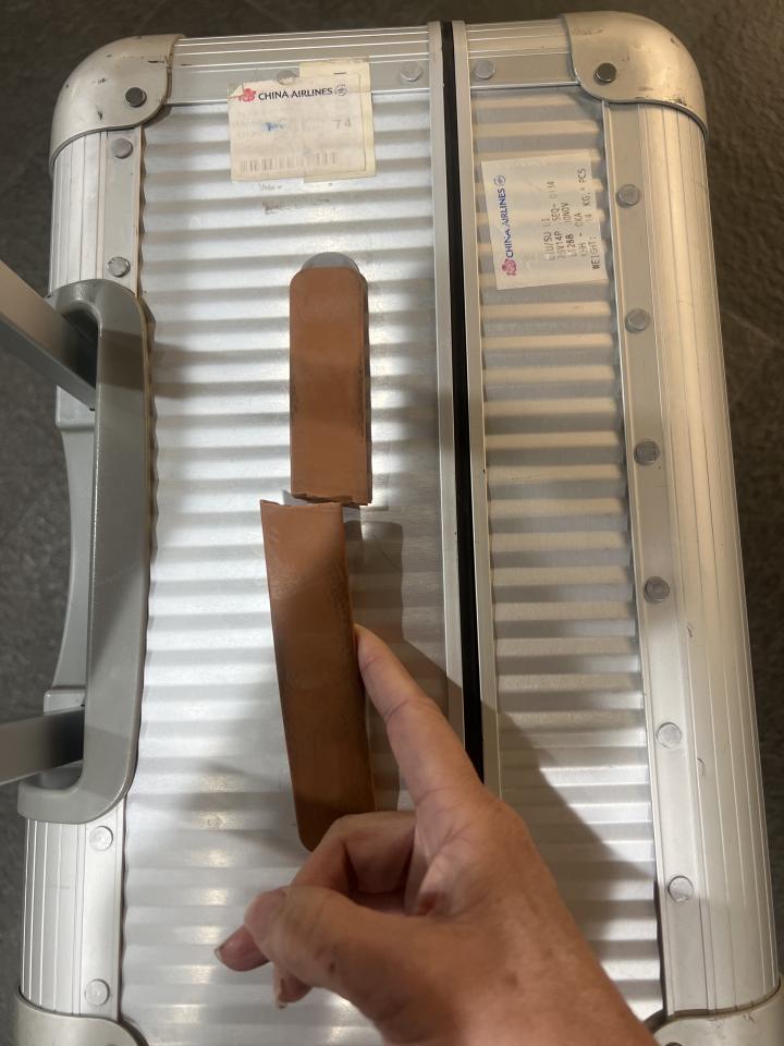 行李箱維修案件圖片