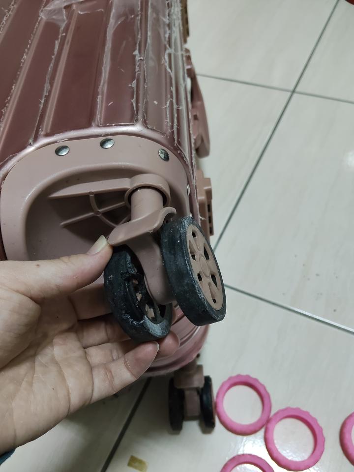 行李箱維修案件圖片