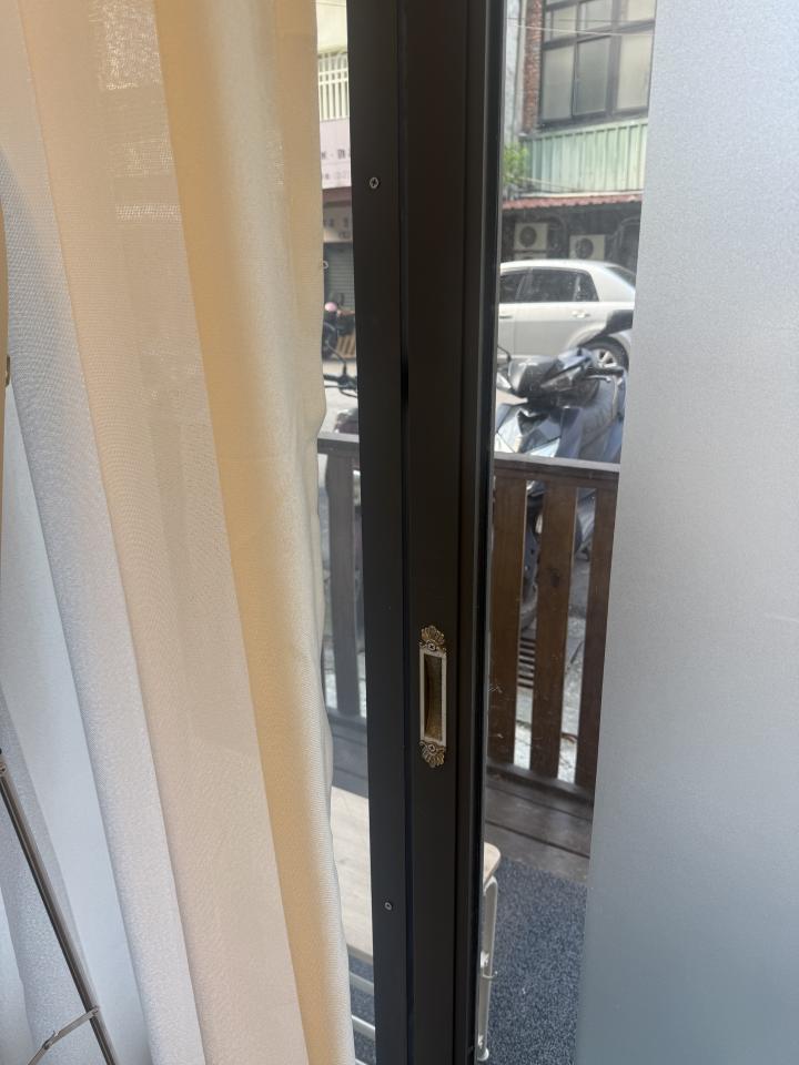 鋁門窗案件圖片