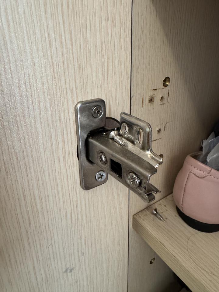 櫥櫃門片更換案件圖片