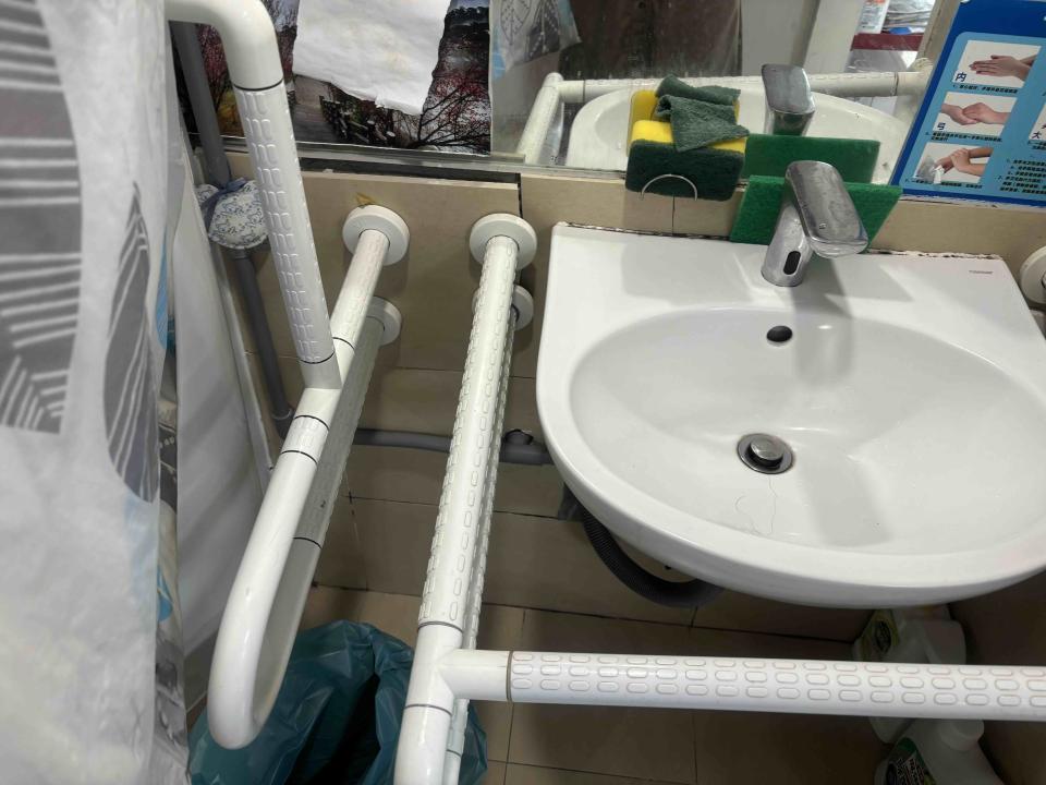 浴室扶手安裝案件圖片