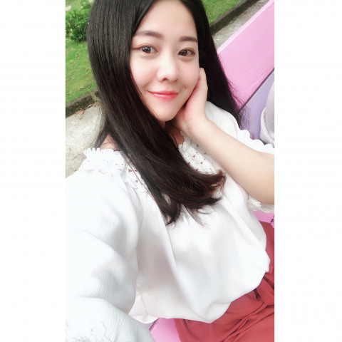 提供美容院化妝服務的專家美容