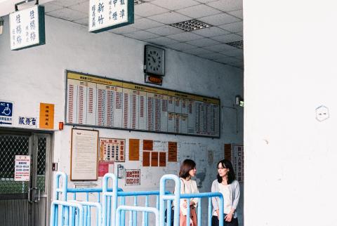 Fly - 2018藝穗節《點香》宣傳照側拍