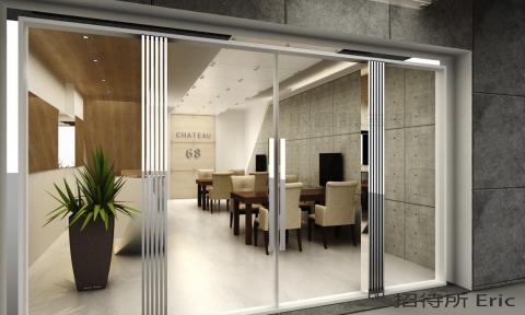 Eric yen - 案件類型:商空招待所
案件坪數:15~20坪
主要建材:木皮、清水模塗料、鏡面、鐵件、玻璃

