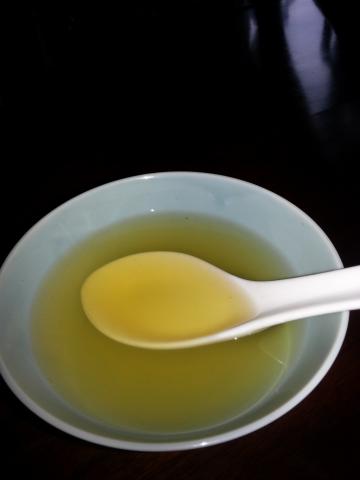 可維工作室 - 很難想像最補的精力湯，竟然如水一樣清澈見底，四種蔬菜慢燉３小時，滋味太美了！