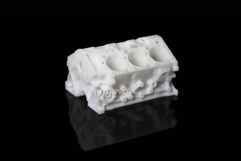 亦起3D列印 - V6引擎本體
SLA光固化製作
尺寸：100x80x60 (mm)
