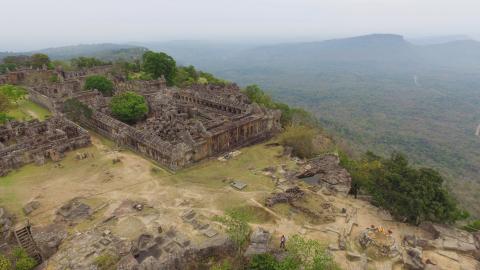 覺蘊天然工坊 - 柬埔寨柏威夏寺空拍
這裡是柬埔寨和泰國交界處，一般遊客很少來這裡，更別說空拍了，在邊界空拍是一種禁忌，但為了拍攝旅遊形象廣告，這一張照片有很重要的意義。

