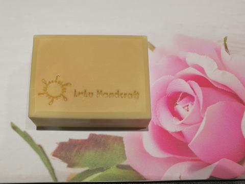 露露創意手作坊 - 粉嫩紅酒皂