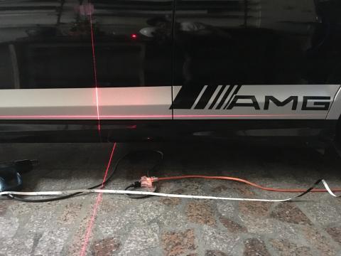 緯紳極致車體包膜 - 賽車線條施工