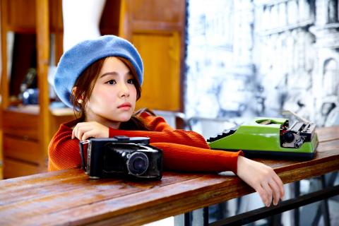 鄧正乾 - 品牌代言人李佳穎外景拍攝 鄧正乾 - 品牌代言人李佳穎外景拍攝