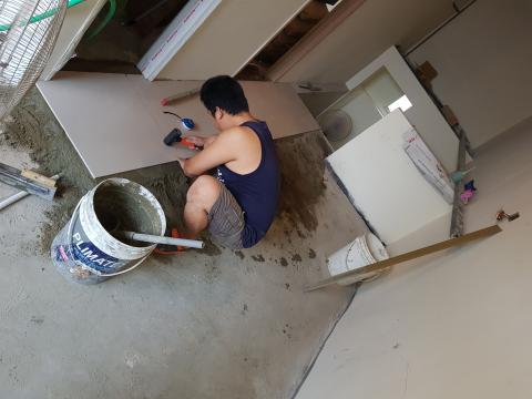 許劦身 - 【磁磚施工】 許劦身 - 【磁磚施工】